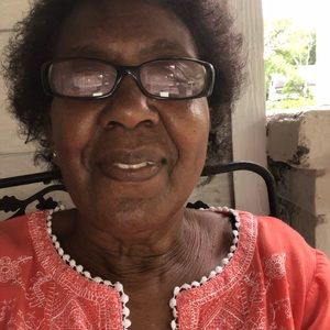 Meet your Posher, Rosa